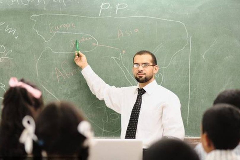 لماذا يحتاج المعلم لمثل هذه الإجازة الطويلة ؟